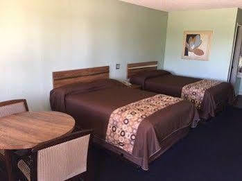 Coachway Inn Luling Екстериор снимка